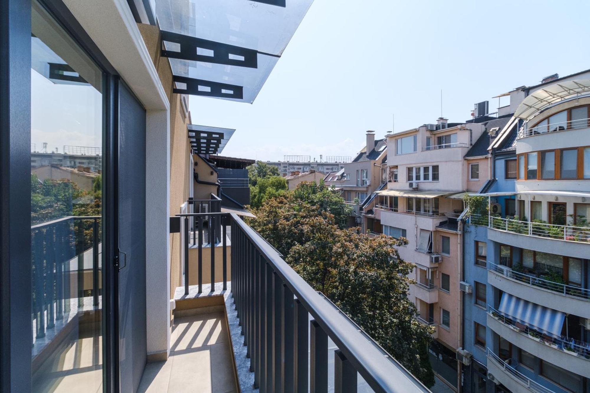 Ldv 13 Apartments Free Private Parking Plovdiv Exterior foto
