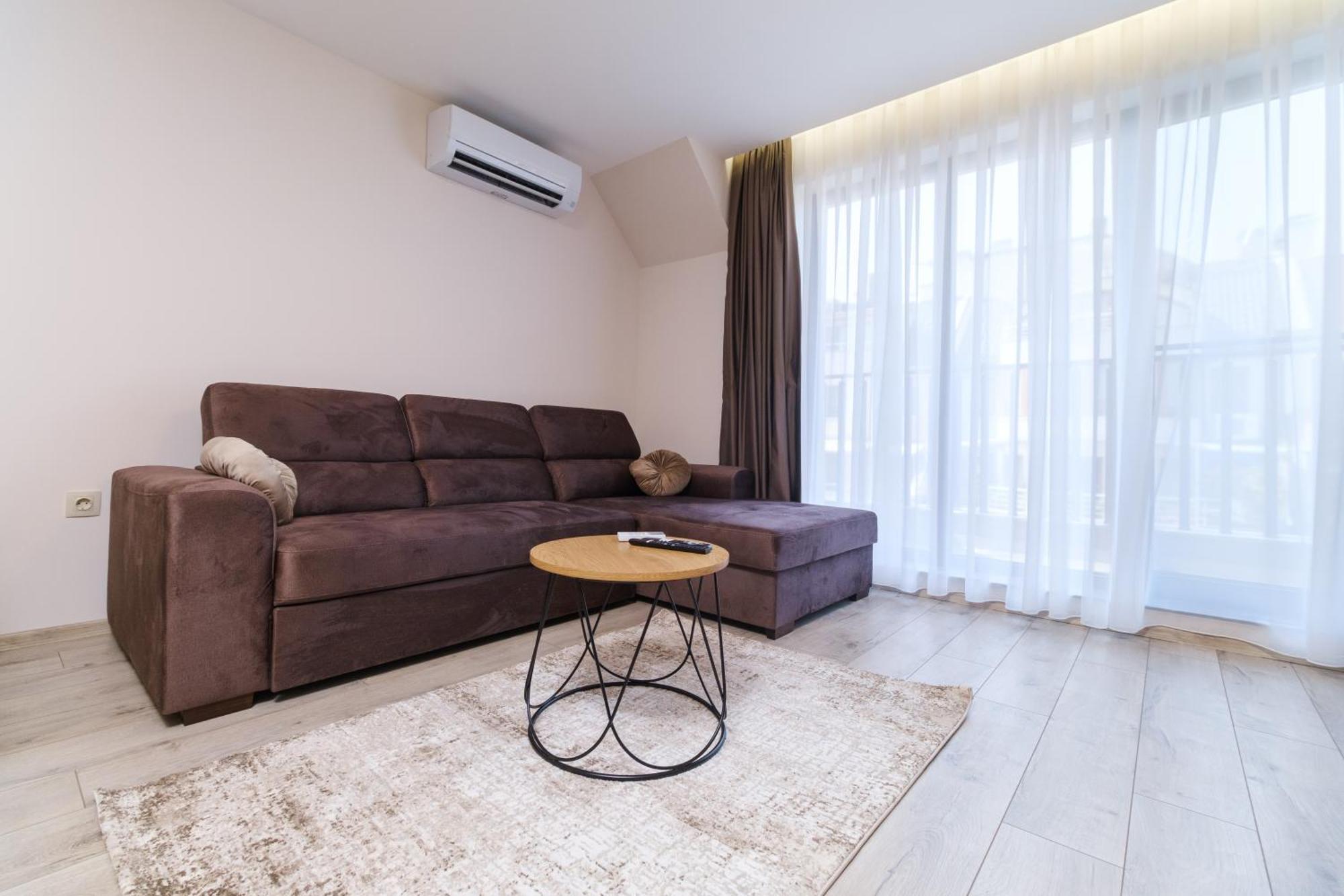 Ldv 13 Apartments Free Private Parking Plovdiv Exterior foto