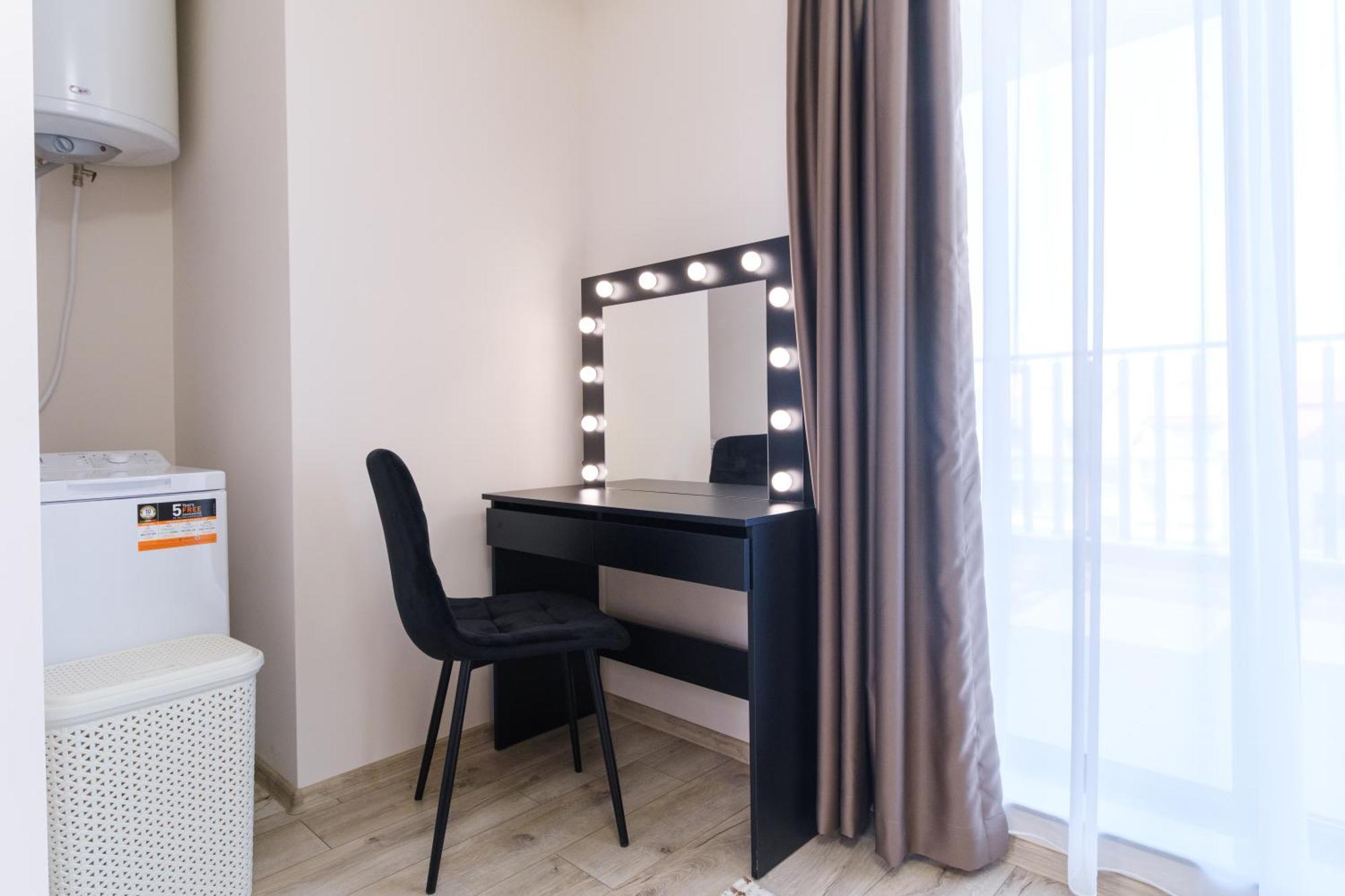 Ldv 13 Apartments Free Private Parking Plovdiv Exterior foto