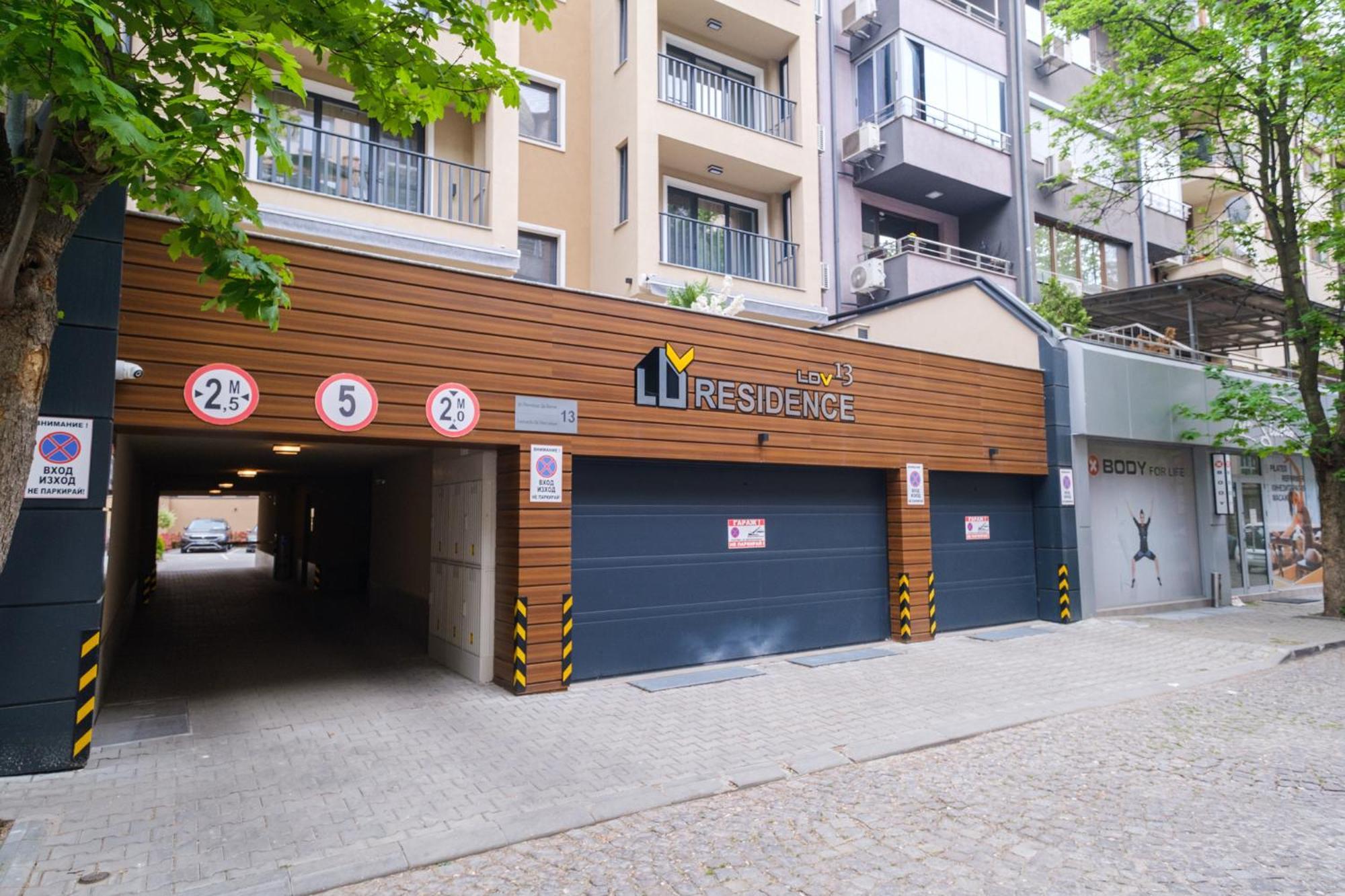 Ldv 13 Apartments Free Private Parking Plovdiv Exterior foto
